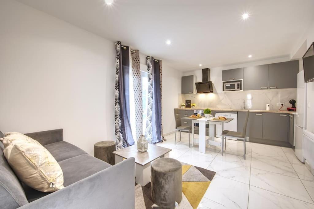 Appt P2 De 1 A 6 Pers A Rognac Apartman Kültér fotó