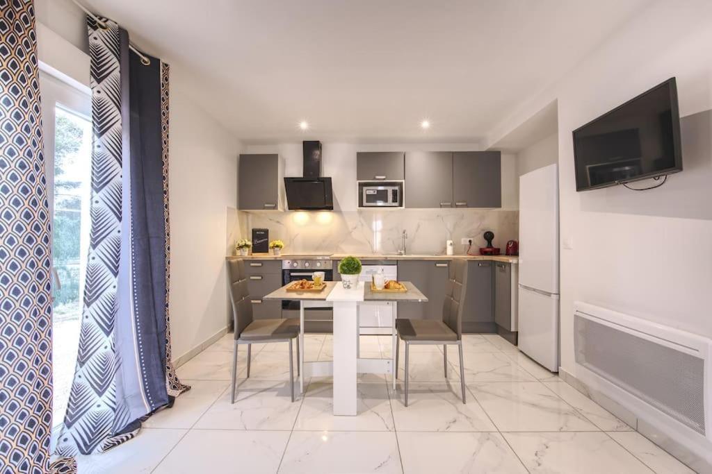 Appt P2 De 1 A 6 Pers A Rognac Apartman Kültér fotó
