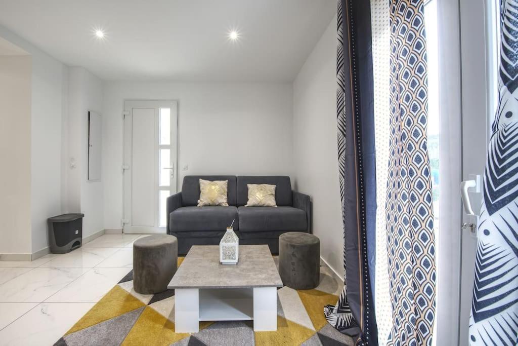 Appt P2 De 1 A 6 Pers A Rognac Apartman Kültér fotó